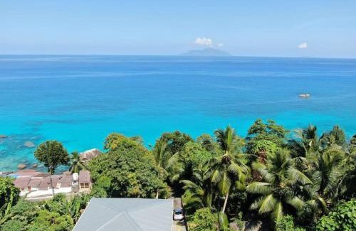 Glacis Apartment | Crystal Apartments Seychelles SeaView Upper Floor