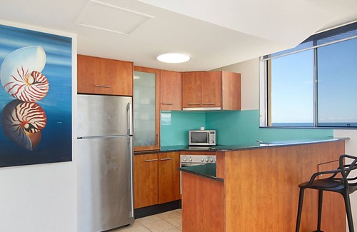 Tugun Apartment | Crystal Beach 42 - Absolute Beachfront & Pool