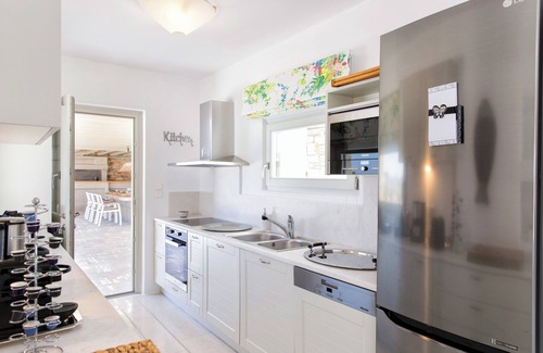 Paros Villa | Crystal Blue 4BR villa with pool by JJ Hospitality