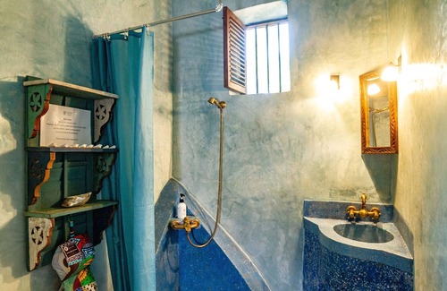 Jambiani Apartment | Crystal Blue - Comfort Double Room Sea View with AC