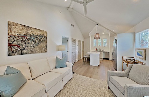Santa Rosa Beach House | Crystal Blue Persuasion - Sleeps 2 - 1 Block to the Beach!