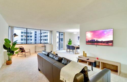 Crystal City Apartment | Crystal City Stay - Walk to Metro & Near Airport