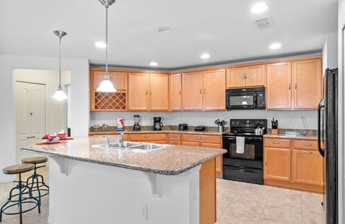 Crystal Cove Villa | CRYSTAL COVE 921EG - 4 BEDROOMS -2 BATH -8 GUESTS - PERFECT HOME WITH LOW COST