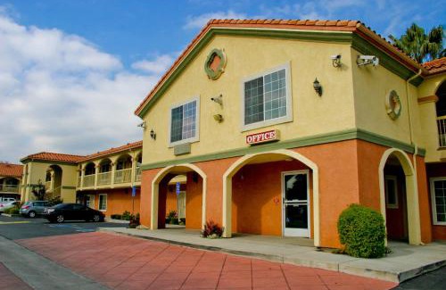 Lennox Hotel | Crystal Inn Suites & Spas