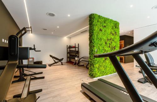 Massagno Apartment | Crystal Palace 1
