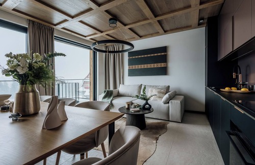 Male Ciche Ski Chalet | Crystal Pine Spa - LoftAffair Collection