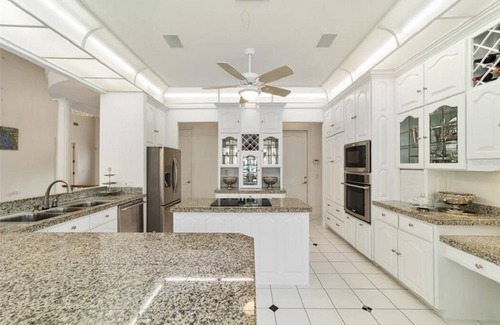 Crystal River House | Crystal River Manatee Palace A Waterfront Retreat HEATED POOL!