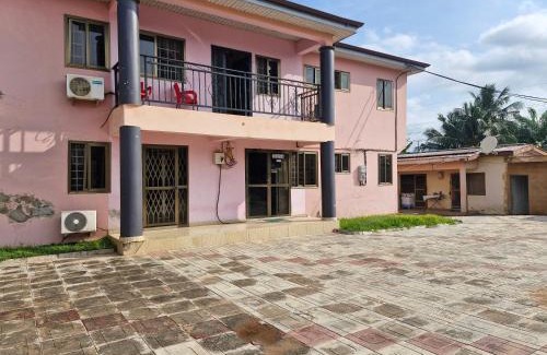 Oyarifa Hotel | Crystal Rock Hotel
