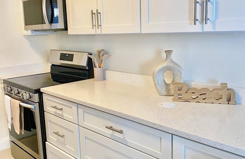 Indian Rocks Beach Apartment | Crystal Sands Beach House II at Indian Rocks Beach