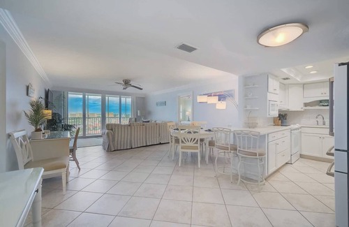 Siesta Key Condo | Crystal Sands 1106