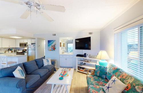 North Ocean City Apartment | Crystal Sands 403