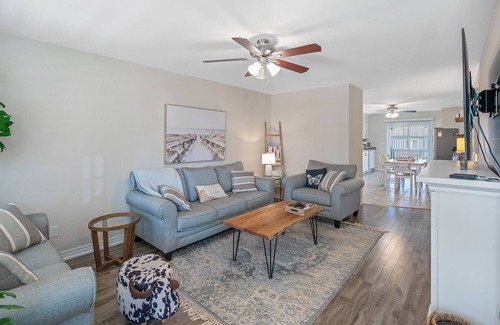 Crystal Beach Cottage | Crystal Sands