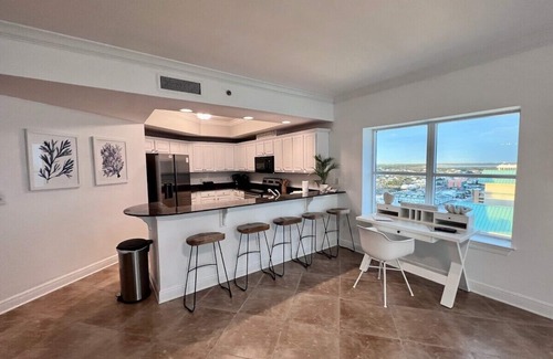 Ono Island Condo | Crystal Shores West 1401 | Gulf Shores, AL