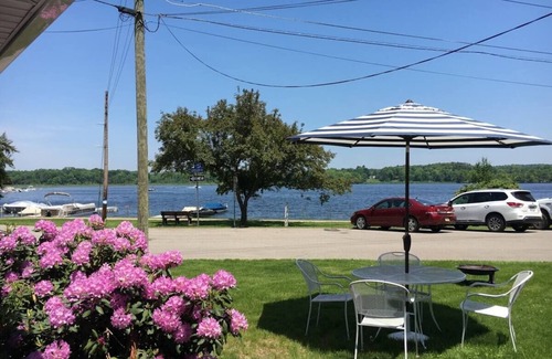 Edinboro Cottage | Crystal Springs Lakeside Cottage in Edinboro just steps from the lake!