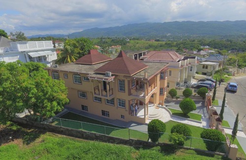 West Gate Hills Apartment | Crystal View Apartments