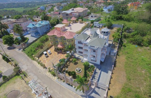West Gate Hills Apartment | Crystal View Apartments