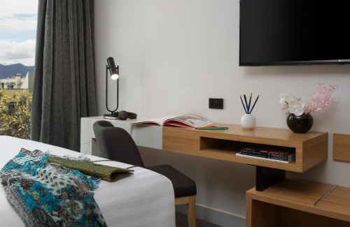 Cairns Central Business District Hotel | Crystalbrook Bailey