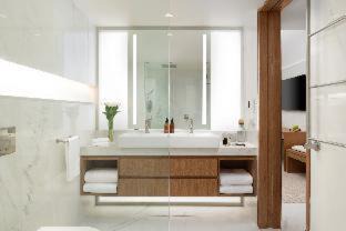 Cairns Central Business District Hotel | Crystalbrook Riley