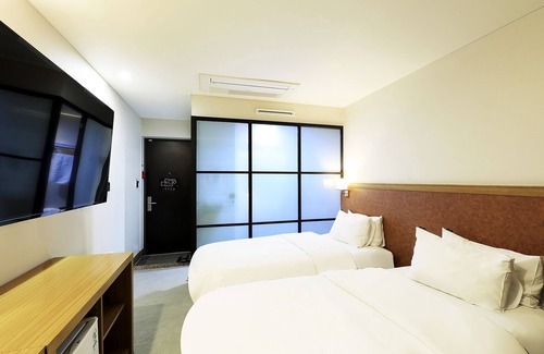 Eungam-dong Hotel | CS Avenue Hotel