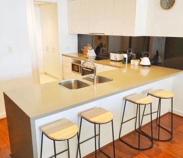 Cowes Apartment | Cscape3
