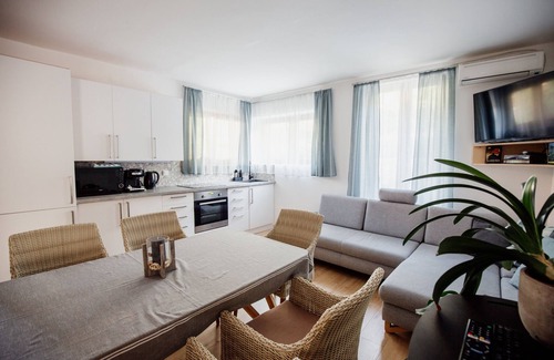 Balatonalmadi Apartment | Csendeskert Apartments