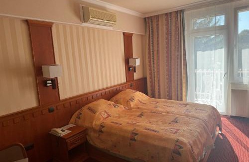 Kiskunhalas Hotel | Csipke Hotel