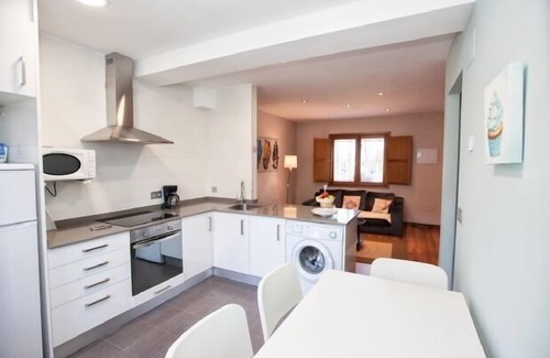San Martin de Bada Cottage | CUATROVISTES/duplex townhouse/4 + 2 seats/2 bedrooms