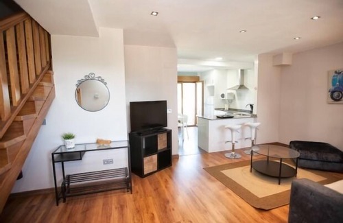 San Martin de Bada Cottage | CUATROVISTES/duplex townhouse/4 + 2 seats/2 bedrooms