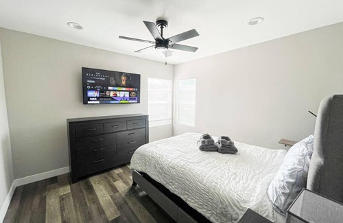 Lennox House | Cubier - Tranquil Home Near SoFi Stadium - RB-LEN