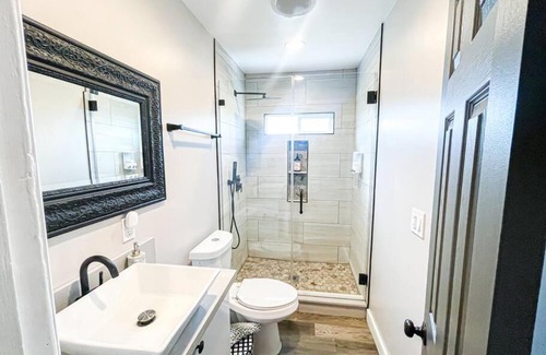Lennox House | Cubier - Tranquil Home Near SoFi Stadium - RB-LEN