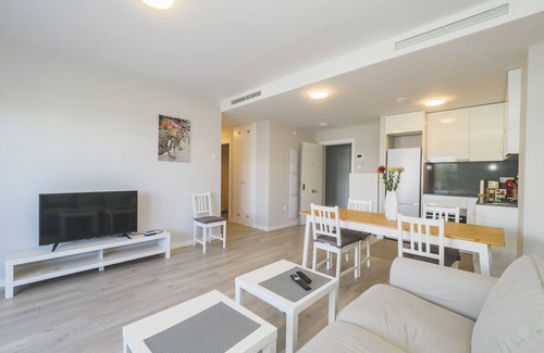 Velez-Malaga Apartment | Cubo's Apartamento Marques & Parking/community pool/air conditioning/free wifi