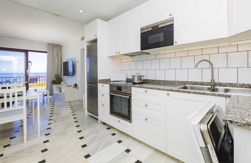 Mijas Apartment | Cubo's Apartamento Lubina Sun & Beach/beachfront/air conditioning/free wifi