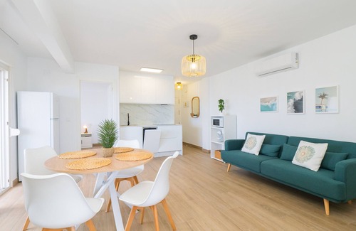 Calahonda Apartment | Cubo's Apartamento Algaida Calahonda Beach/beach access/free wifi/terrace