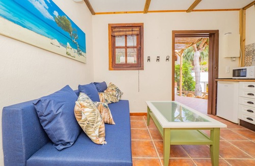 Mijas Apartment | Cubo's Mijas Finca Huerta Rica Buganvilla/air conditioning/free wifi
