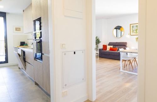 Palma-Palmilla Apartment | Cubo's Urban Sky Malaga Apartment West View 5/urban/air conditioning/free wifi/community pool
