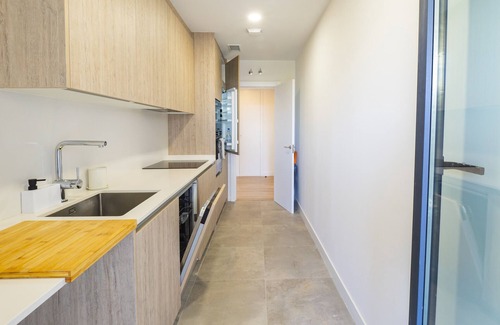 Palma-Palmilla Apartment | Cubo's Urban Sky Malaga Apartment West View 5/urban/air conditioning/free wifi/community pool