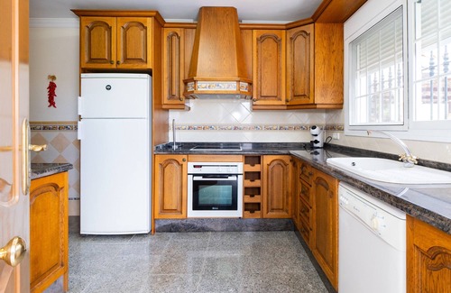 Villafranco de Guadalhorce Cottage | Cubo's Villa Paraiso/free wifi/air conditioning/private pool