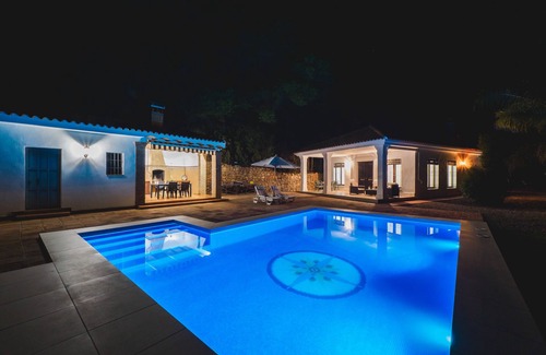 Alhaurin el Grande Villa | Cubo's Villa Antonio. Wifi, air conditioning, pool,