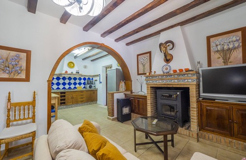 Ardales Villa | Cubo's Villa Torres Ardales/private swimming pool/free wifi