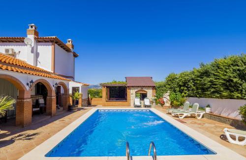 Ardales Villa | Cubo's Villa Torres Ardales