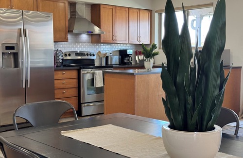 Mesa Grande House | Cubs Stadium in backyard/Heated Pool/Dog Friendly