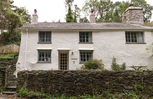 Lanteglos Cottage | Cuckoo Tor, Lanteglos, woodland & coastline nearby