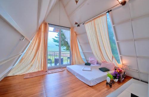 Coonoor Bed & Breakfast | Cucuu Nest Villa Coonoor by VOYE HOMES