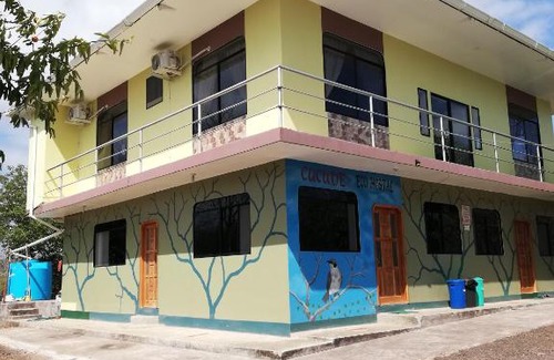 Puerto Baquerizo Moreno House | Cucuve Eco Hostal