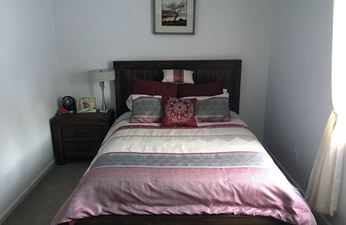 Palmer House | Cuddle Bear's - Sleepy Sleepy Cottage