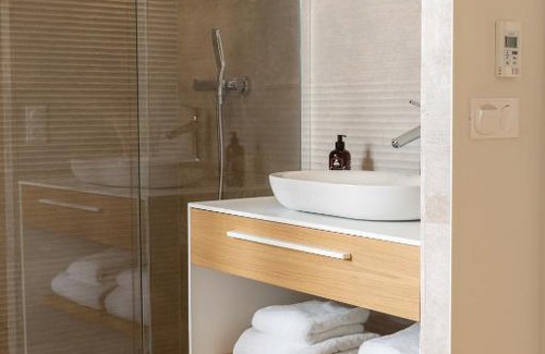 Altillac Hotel | Cueillette