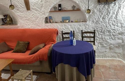 Baza House | Cueva El Guindas