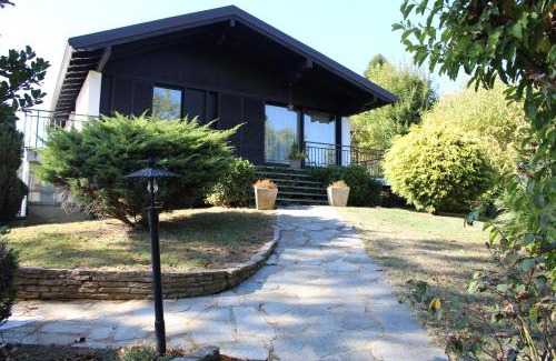 San Damiano dʼAsti Bed & Breakfast | Cugi Bed and Breakfast