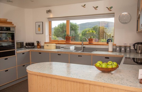 Portree House | Cuillrigh - Luxury house with Loch Portree & Cuillin Mountain views