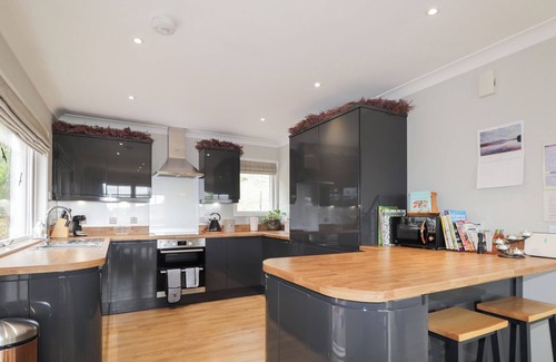 Grantown-on-Spey Cottage | CULREACH LODGE, pet friendly, with open fire in Nethy Bridge